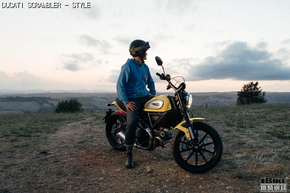 13-73 DUCATI SCRAMBLER